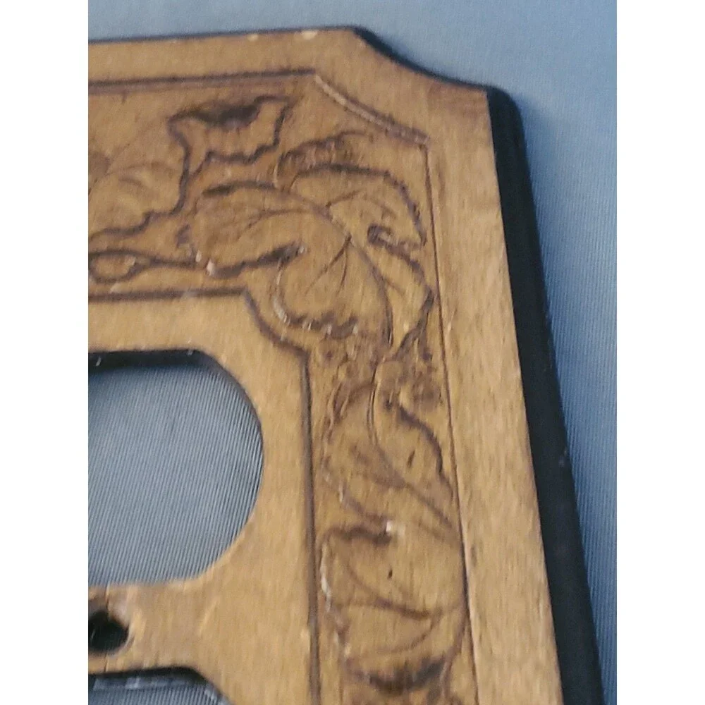 Vintage MCM Wooden Grape Vines Theme Outlet Wall Plate Cover